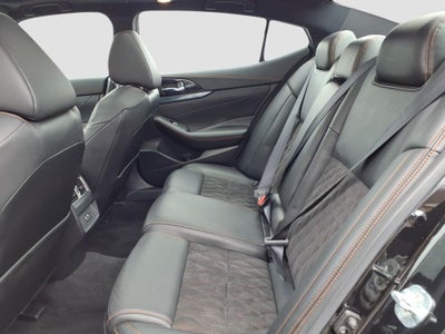 2022 Nissan Maxima SR