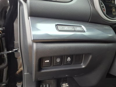 2022 Nissan Maxima SR