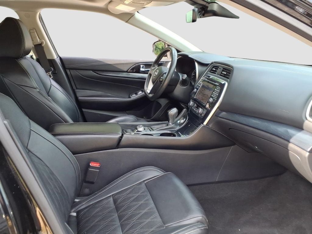 2023 Nissan Maxima Platinum