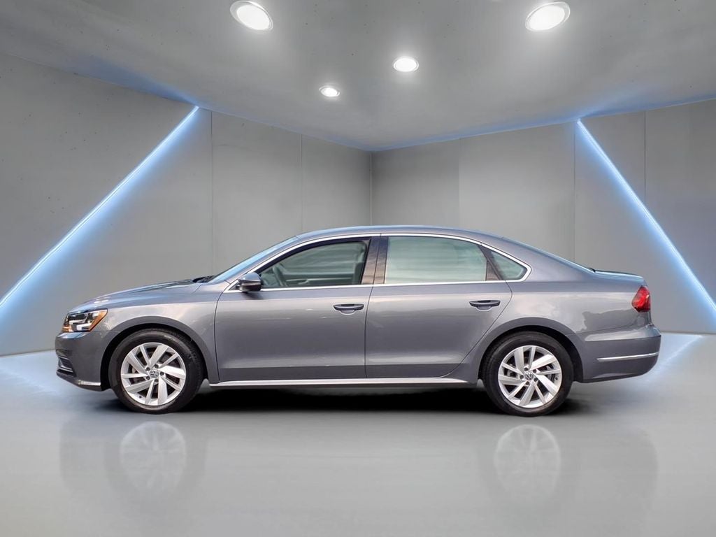 2018 Volkswagen Passat 2.0T SE w/Technology