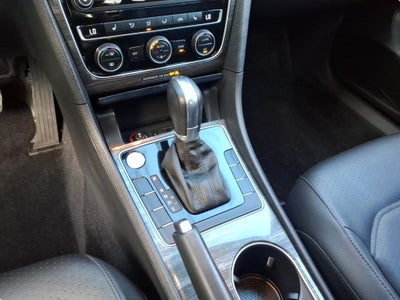 2018 Volkswagen Passat 2.0T SE w/Technology