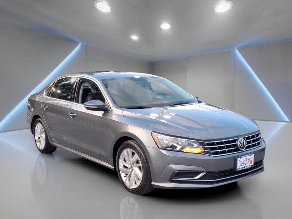 2018 Volkswagen Passat 2.0T SE w/Technology