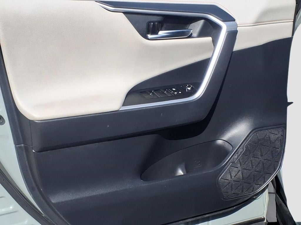 2019 Toyota RAV4 Adventure