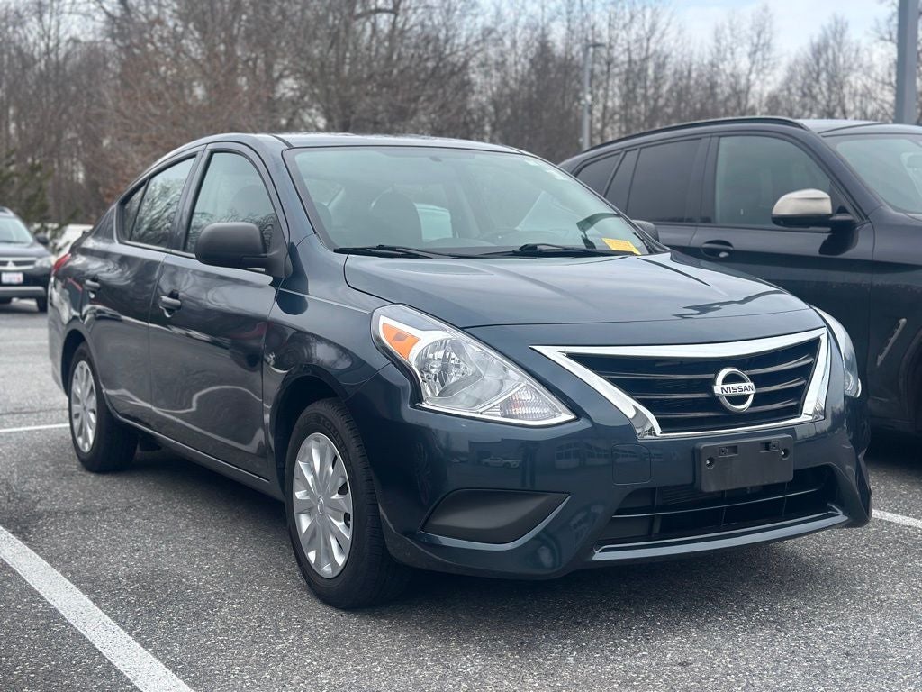 2015 Nissan Versa 1.6 S Plus
