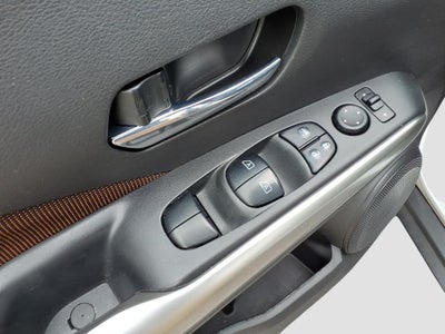 2018 Nissan Kicks SR