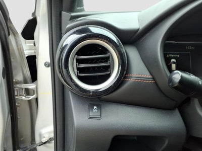 2018 Nissan Kicks SR