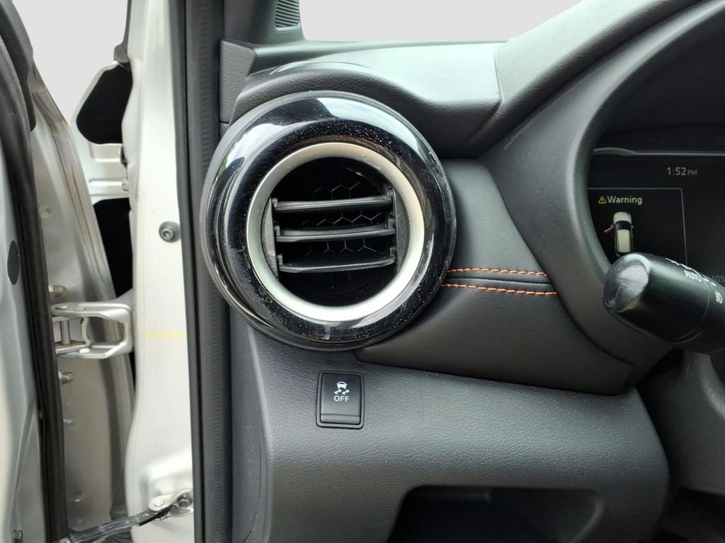 2018 Nissan Kicks SR