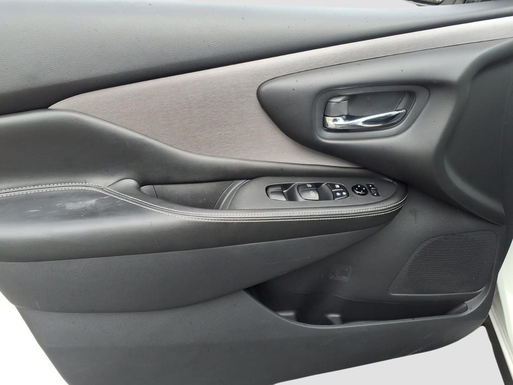 2022 Nissan Murano SV