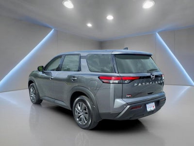 2024 Nissan Pathfinder S