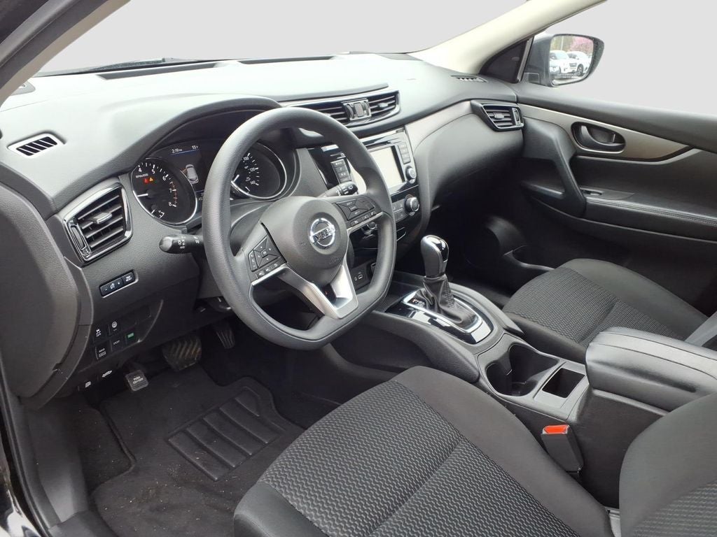 2022 Nissan Rogue Sport S