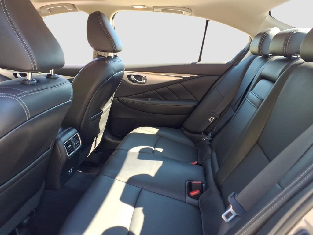 2023 INFINITI Q50 LUXE