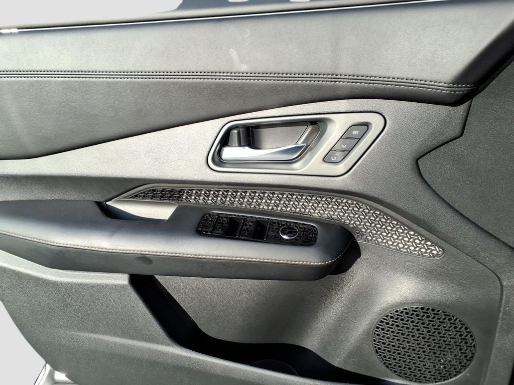 2025 Nissan Ariya ENGAGE