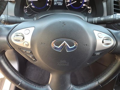 2017 INFINITI QX70 Base
