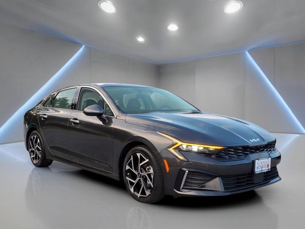 2025 Kia K5 EX