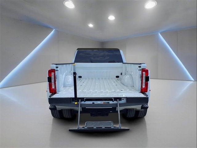 2025 Ford Super Duty F-350 DRW XL