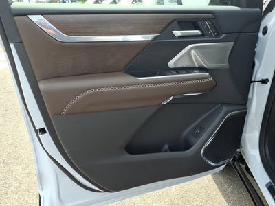 2027 GMC Acadia Denali Ultimate