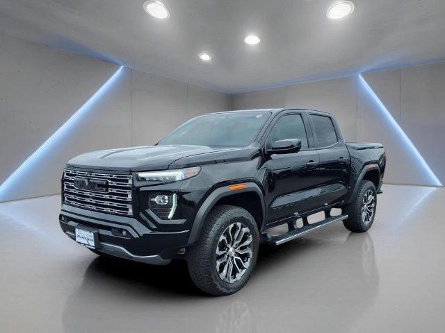 2023 GMC Canyon 4WD Denali