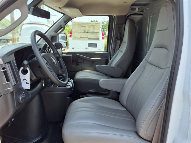2025 GMC Savana Cargo 2500 Work Van