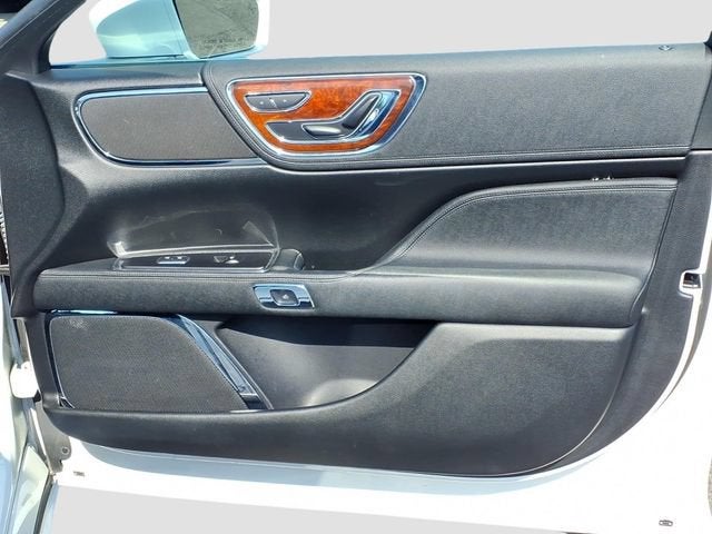 2020 Lincoln Continental Standard