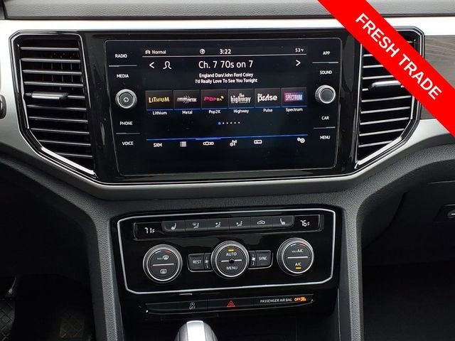 2022 Volkswagen Atlas 3.6L V6 SE w/Technology