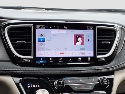 2022 Chrysler Pacifica Hybrid Touring L