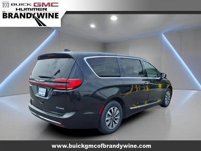 2023 Chrysler Pacifica Hybrid Limited
