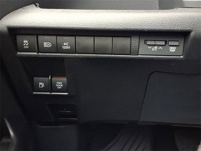 2024 Toyota Sienna LE