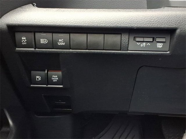 2024 Toyota Sienna LE