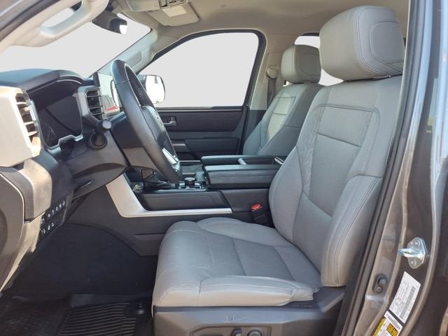2022 Toyota Tundra 4WD SR5