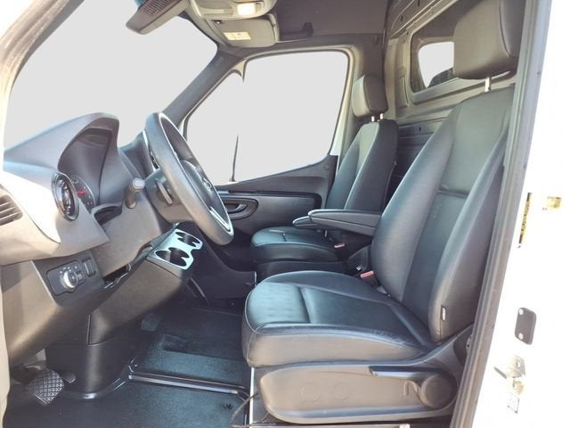 2022 Mercedes-Benz Sprinter Cargo Van Base