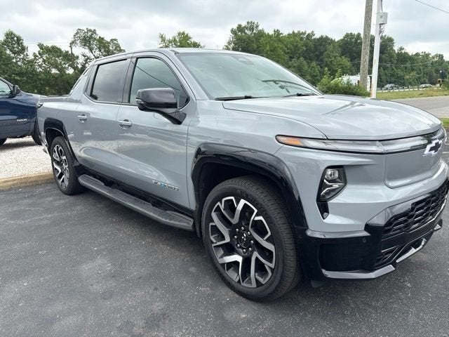 2025 Chevrolet Silverado EV RST - Max Range