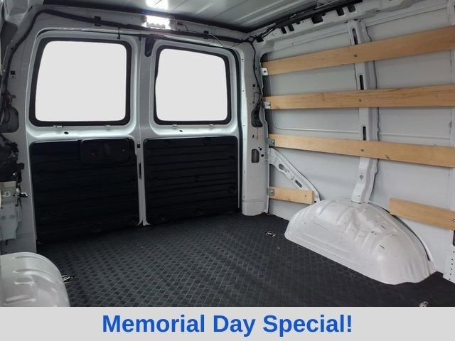 2024 GMC Savana Cargo 2500 Work Van