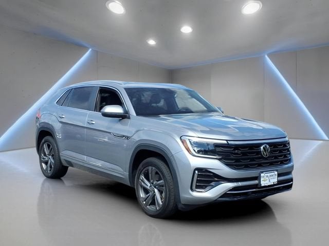 2024 Volkswagen Atlas Cross Sport 2.0T SEL R-Line