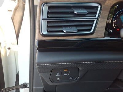 2025 Volkswagen Atlas 2.0T SE