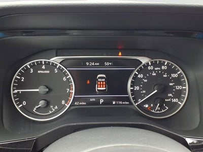 2025 Nissan Pathfinder SV