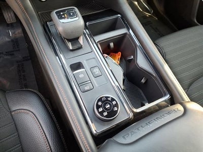 2025 Nissan Pathfinder Rock Creek 4WD