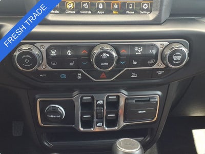 2023 Jeep Wrangler Sahara Sky One–Touch® Power–Top4xe