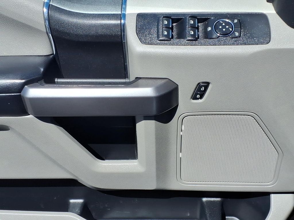 2021 Ford F-250SD XLT 8FT BED TOOL BOXES!!
