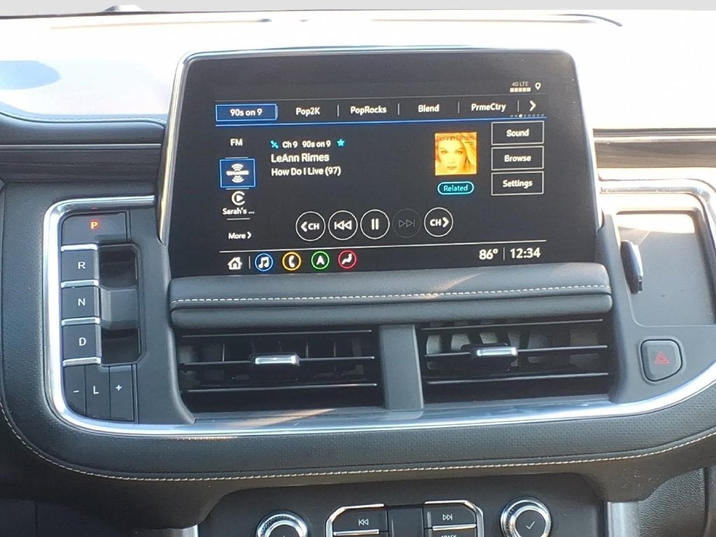 2021 GMC Yukon XL SLT w/ Panoramic Sunroof