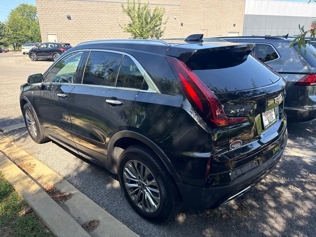 2025 Cadillac XT4 Premium Luxury