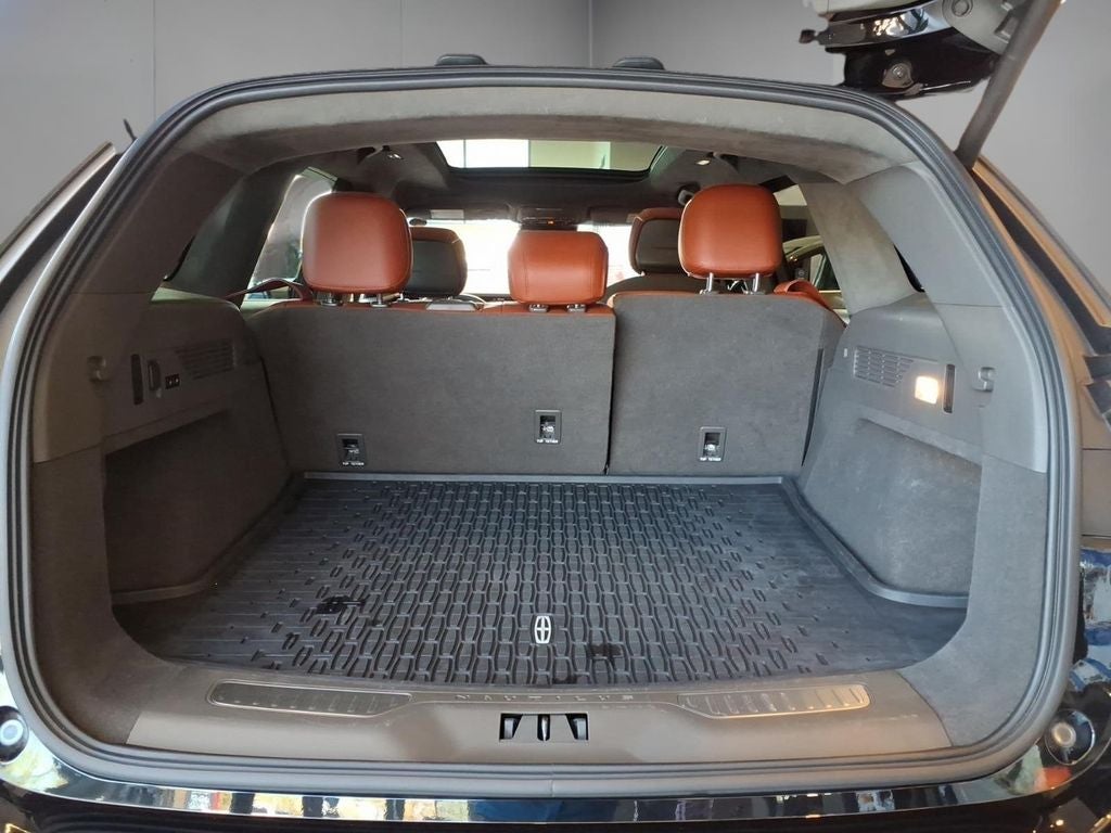 2024 Lincoln Nautilus Black Label