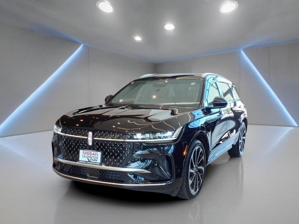 2024 Lincoln Nautilus Black Label