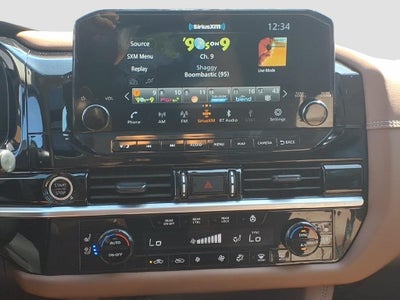 2023 Nissan Pathfinder Platinum
