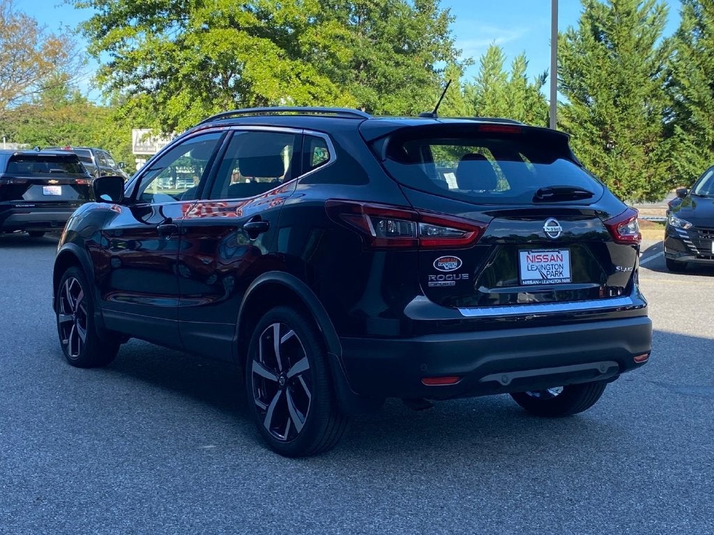 2022 Nissan Rogue Sport SL